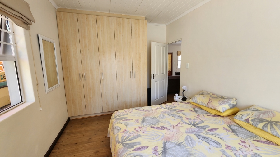 5 Bedroom Property for Sale in Country Club Western Cape